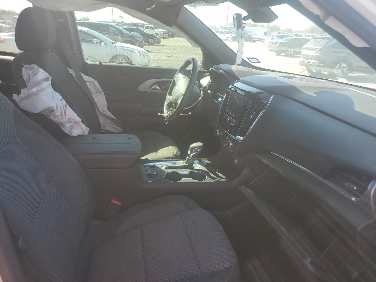 2022 CHEVROLET TRAVERSE LT VIN:1GNERGKW6NJ124899