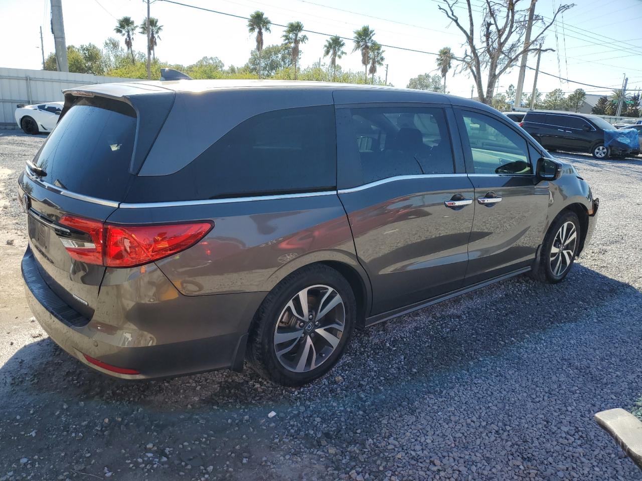 2022 HONDA ODYSSEY TOURING VIN:5FNRL6H82NB010470