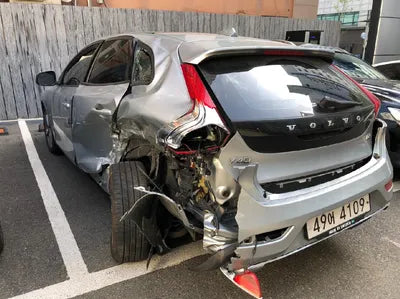 2017 Volvo V40 YV1MV79K0H2422437 VIN:YV1MV79K0H2422437