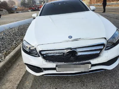 2016 Mercedes-Benz E 300 VIN: