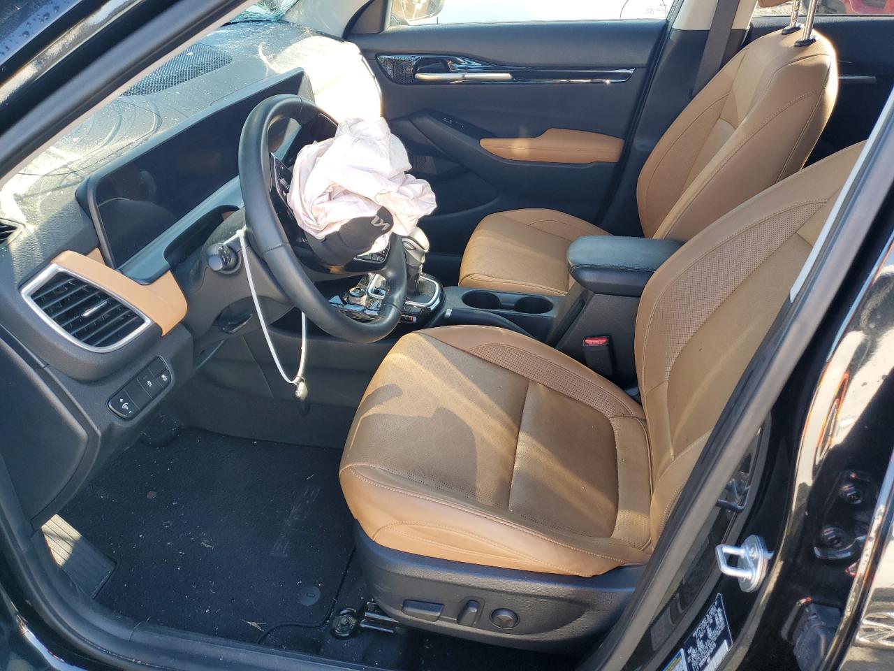 2024 KIA SELTOS EX VIN:KNDER2AA1R7525779