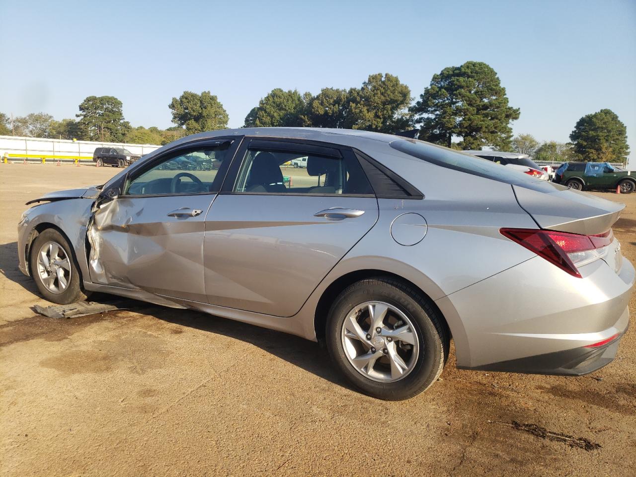 2023 HYUNDAI ELANTRA SE VIN:5NPLL4AG2PH117177