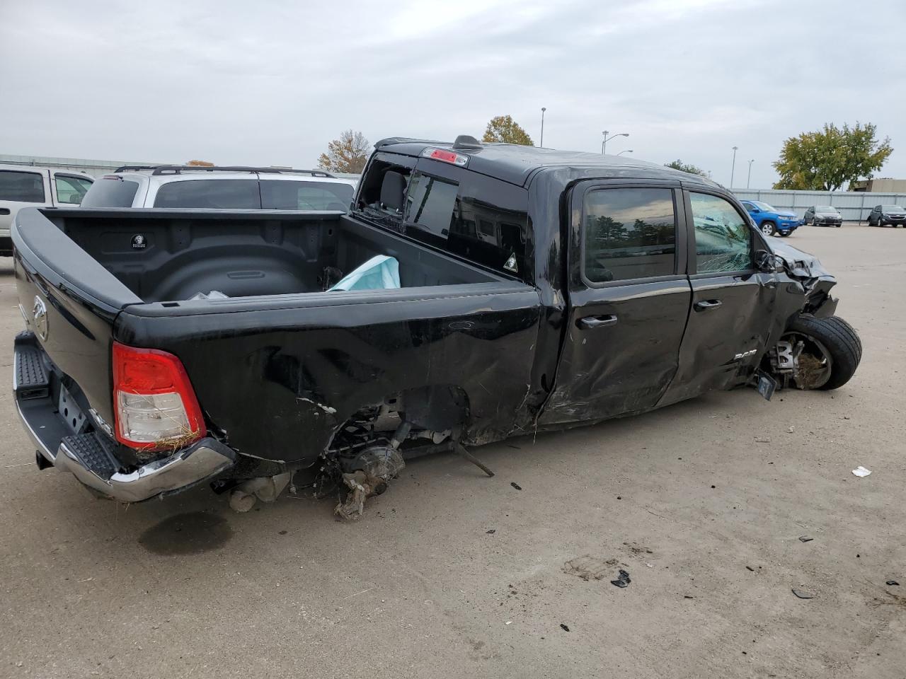 2022 RAM 1500 BIG HORN/LONE STAR VIN:1C6RRFFG4NN327572