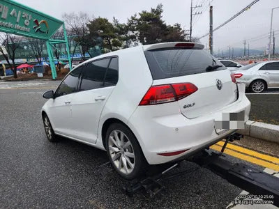 2014 Volkswagen Golf VIN: