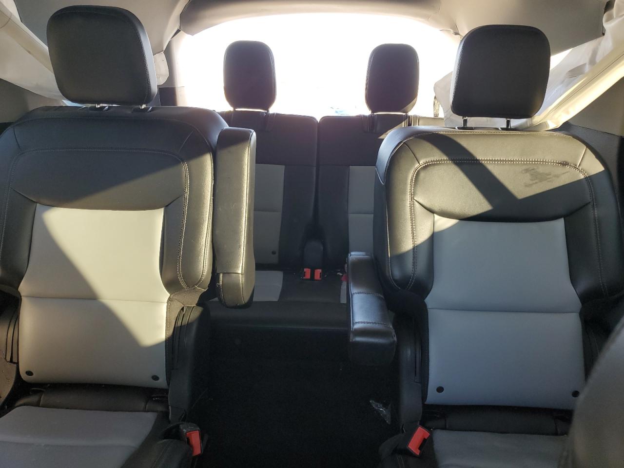 2022 FORD EXPLORER XLT VIN:1FMSK8DH3NGC14802