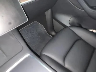 2022 Tesla Model Y VIN: