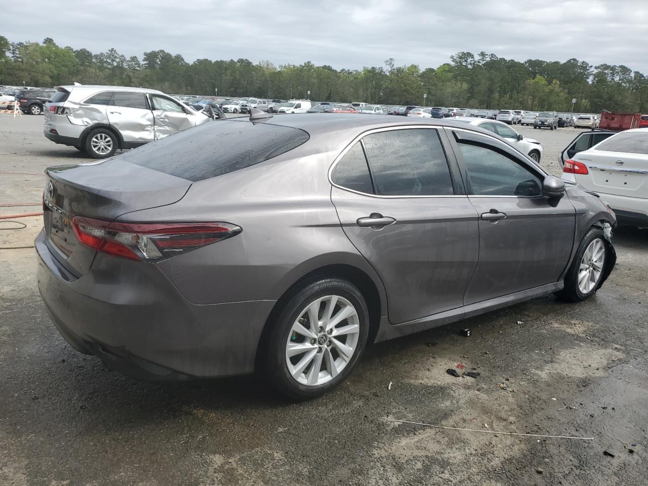 2022 TOYOTA CAMRY LE VIN:4T1C11AK9NU624780