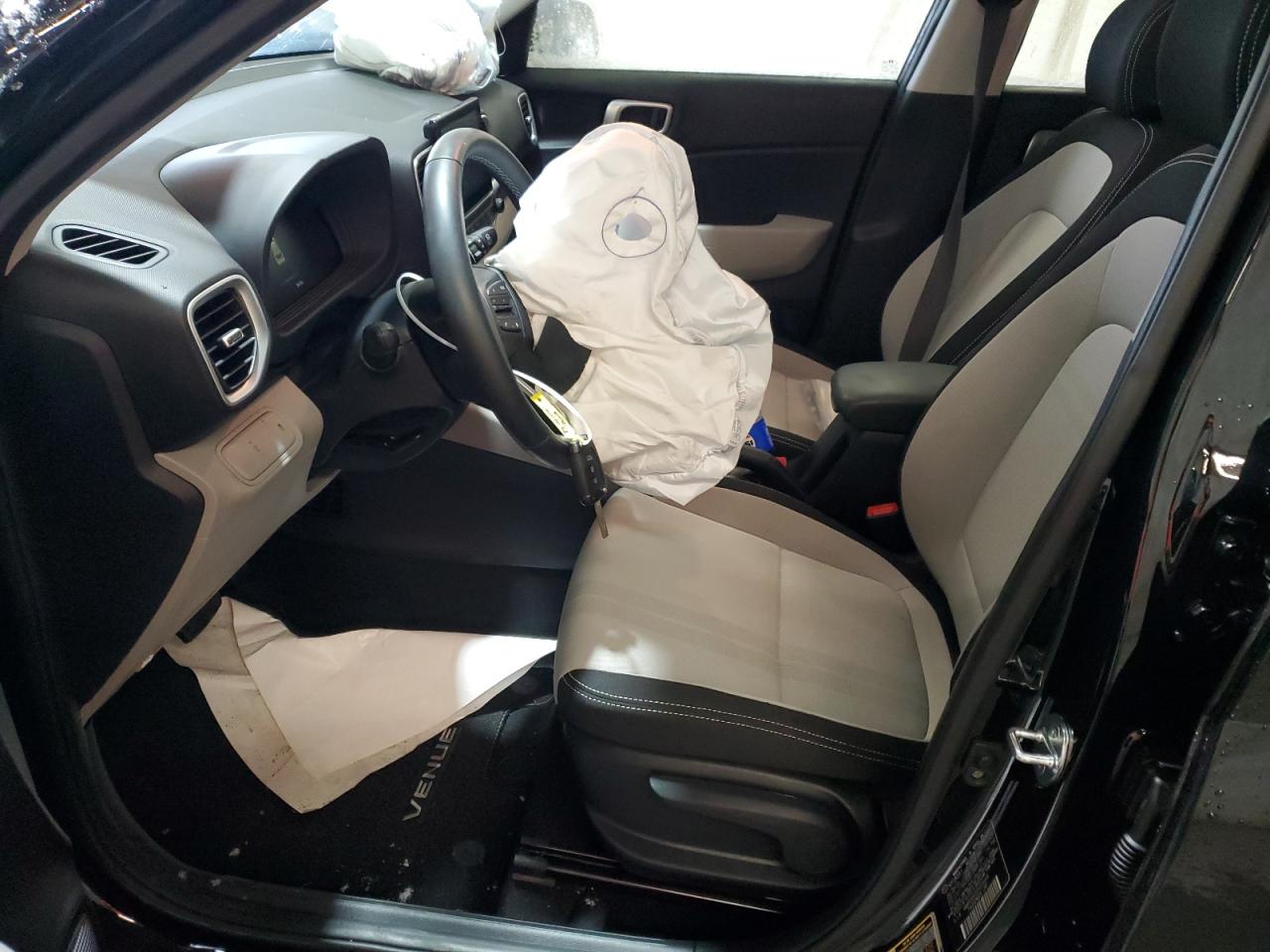 2023 HYUNDAI VENUE SEL VIN:KMHRC8A35PU276906