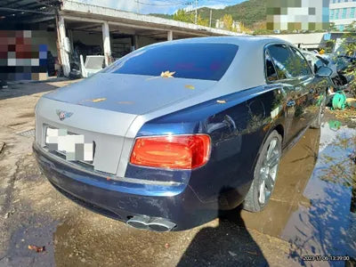 2017 Bentley Flying Spur V8 VIN: