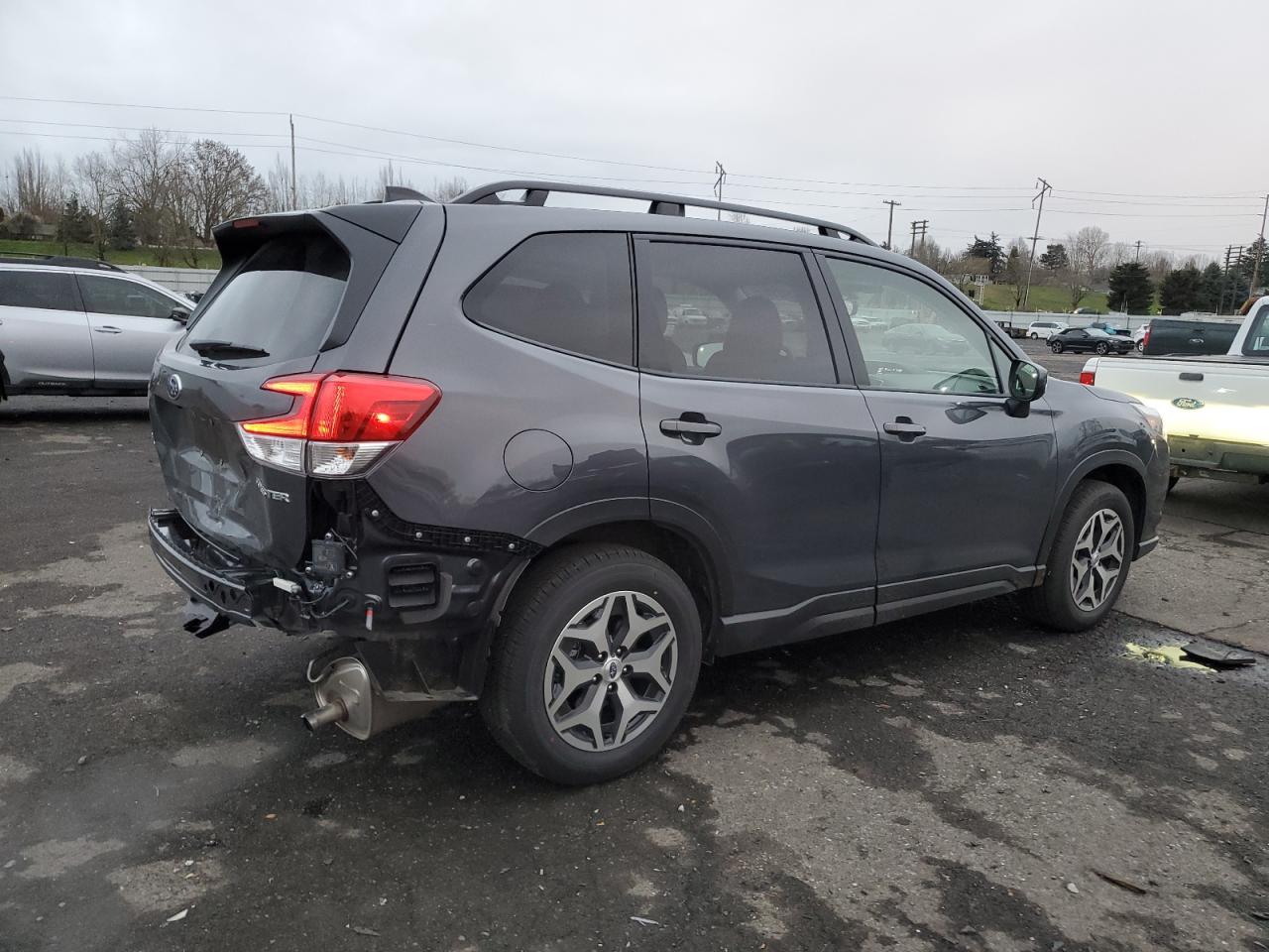 2024 SUBARU FORESTER PREMIUM VIN:JF2SKADC2RH512274