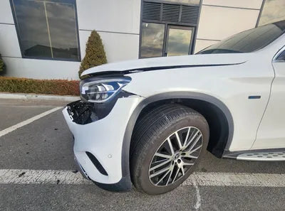 2020 Mercedes-Benz GLC 300 VIN: