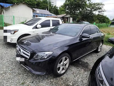 2017 Mercedes-Benz E 220 VIN: