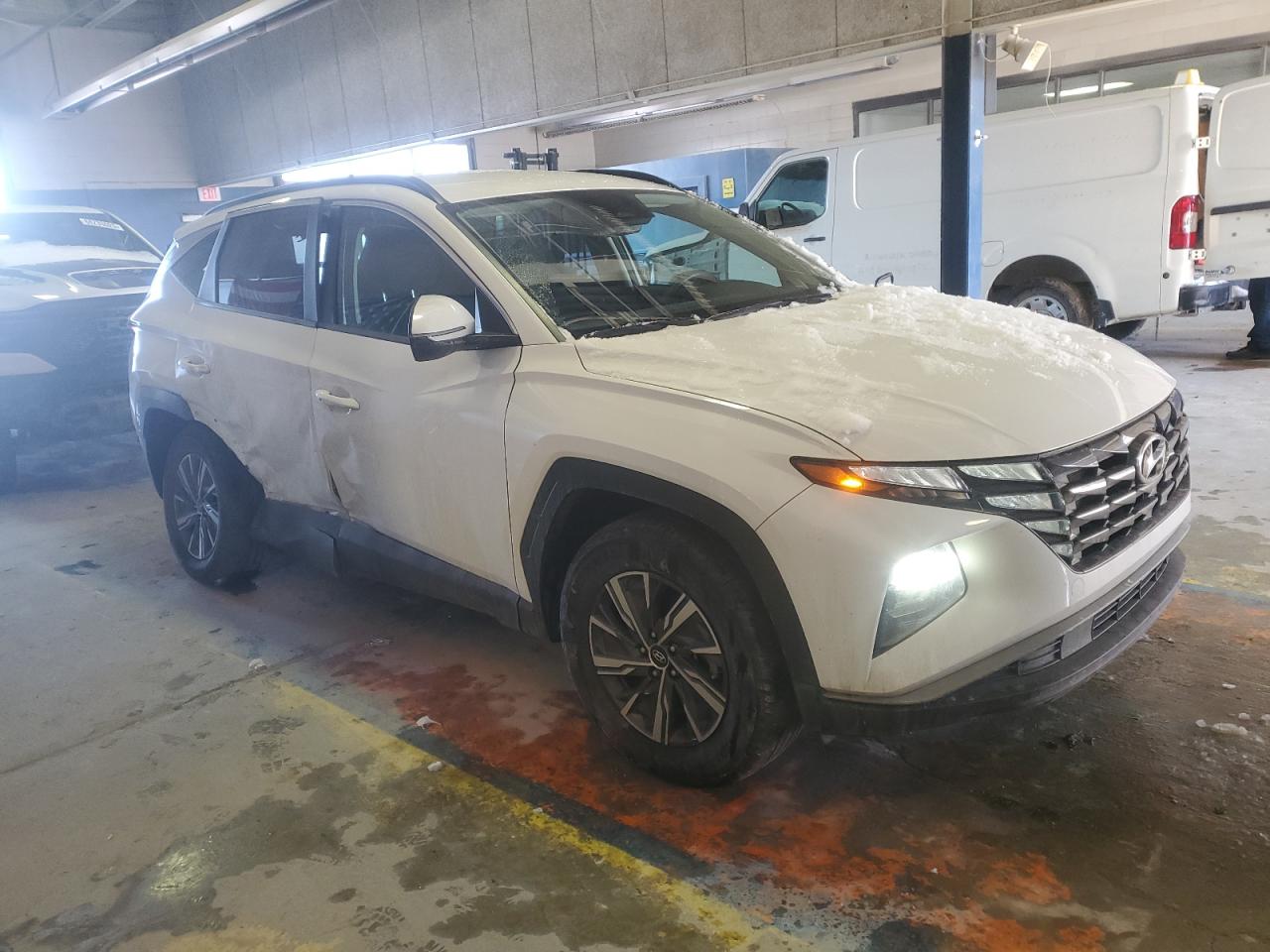 2022 HYUNDAI TUCSON BLUE VIN:KM8JBCA17NU030065