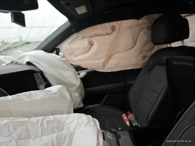 2023 Volkswagen Touareg WVGZZZCR3PD012881 VIN:WVGZZZCR3PD012881