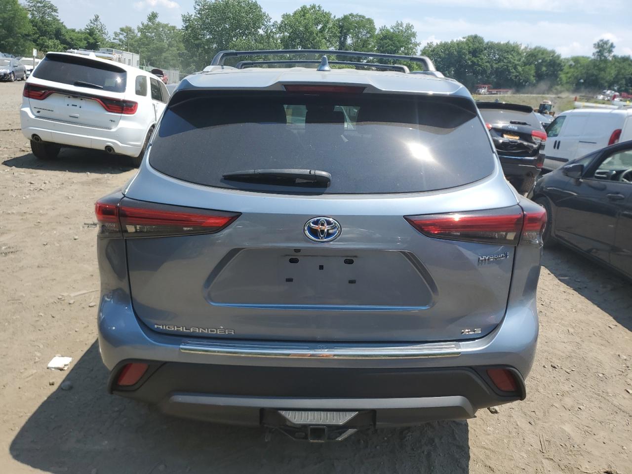 2022 TOYOTA HIGHLANDER HYBRID XLE VIN:5TDGBRCH3NS084611