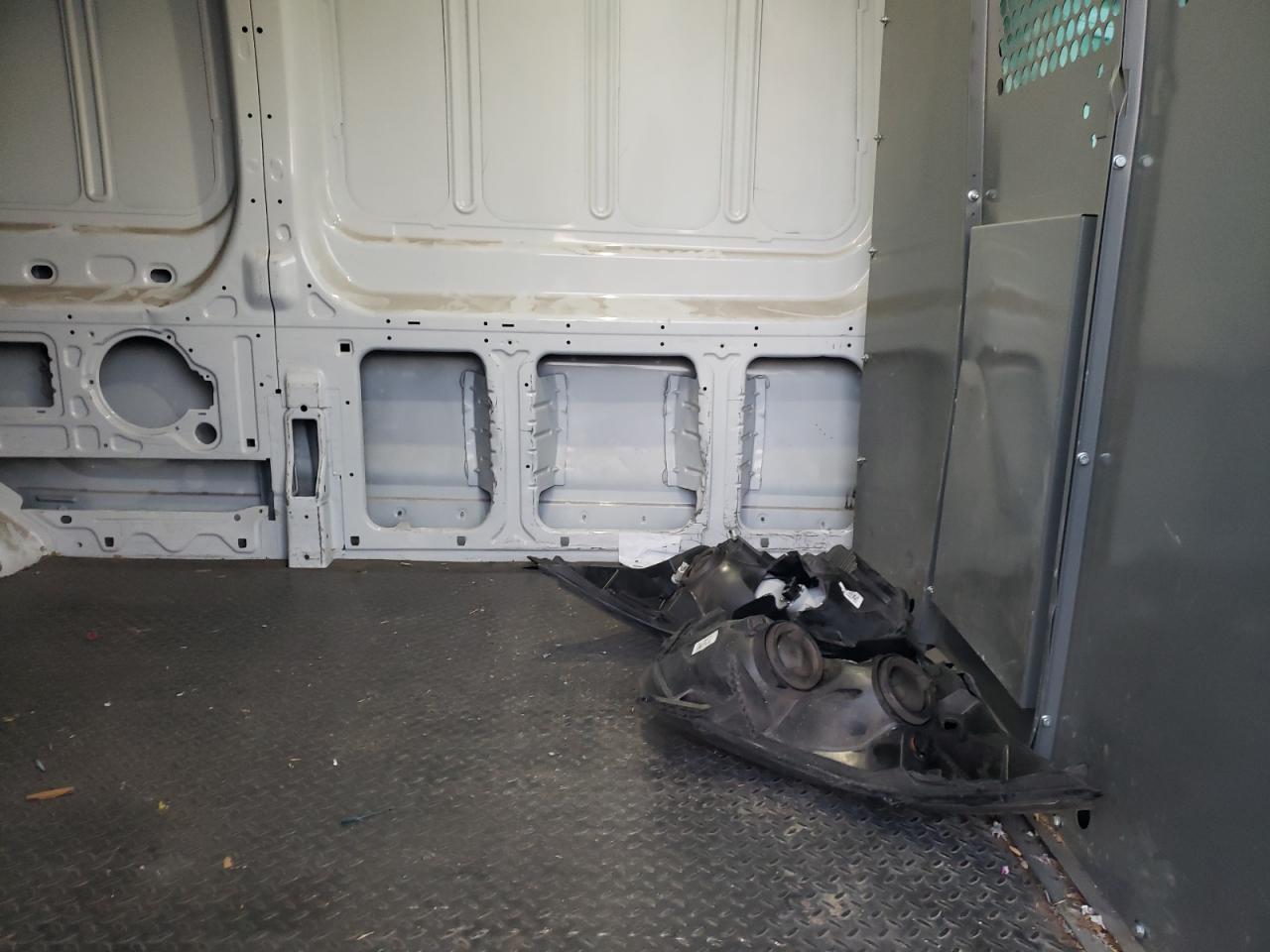 2022 FORD TRANSIT T-250 VIN:1FTBR1C81NKA73847