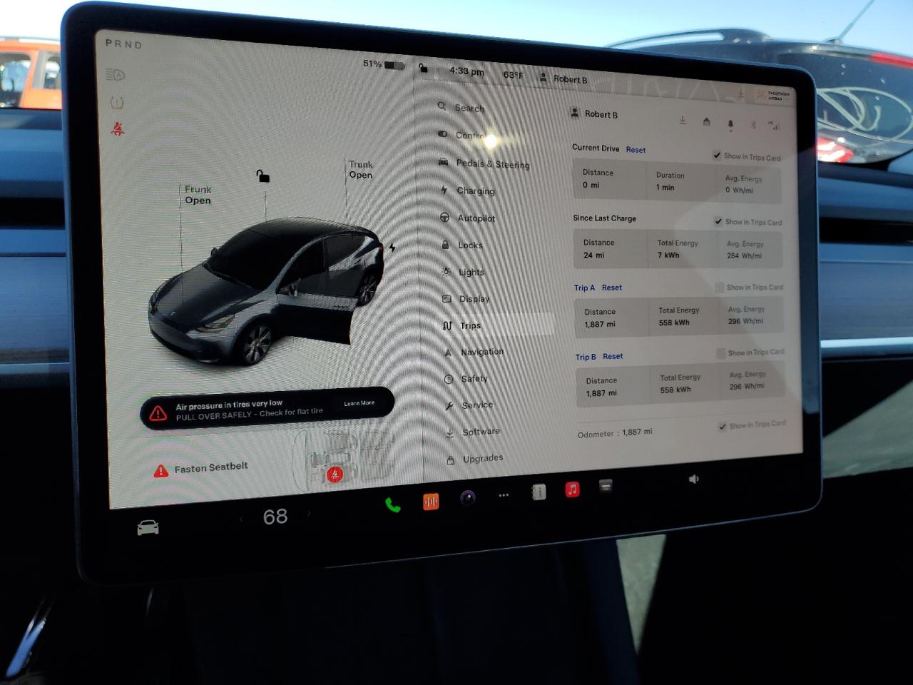 2023 TESLA MODEL Y  VIN:7SAYGDEEXPF937284