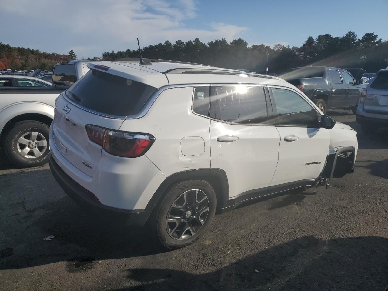 2022 JEEP COMPASS LATITUDE VIN:3C4NJDBB2NT124208