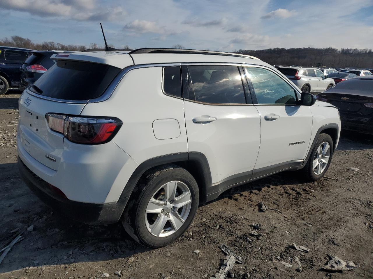 2022 JEEP COMPASS LATITUDE VIN:3C4NJCBB2NT149586