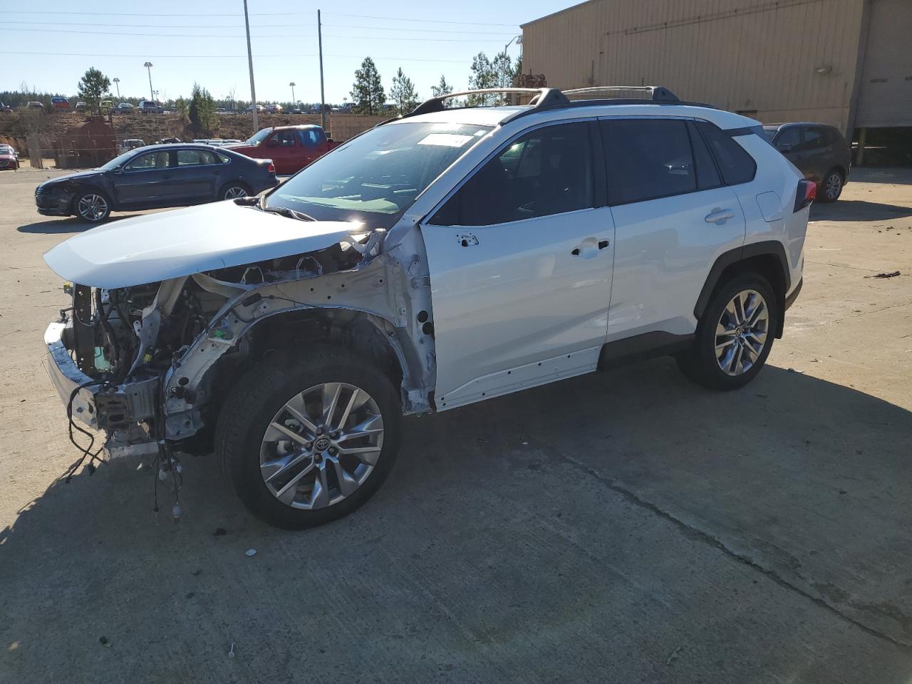 2024 TOYOTA RAV4 XLE PREMIUM VIN:2T3C1RFV2RW346609