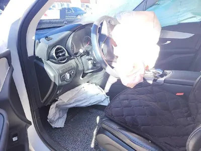 2018 Mercedes-Benz GLC 220 VIN: