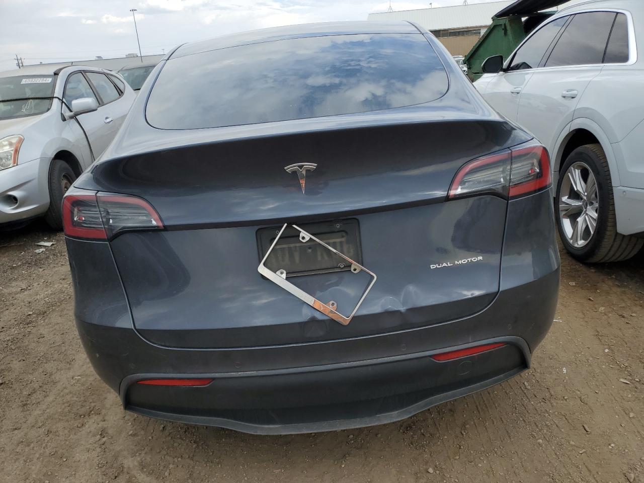 2022 TESLA MODEL Y  VIN:7SAYGDEE2NF368539