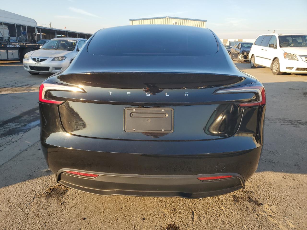 2024 TESLA MODEL 3  VIN:5YJ3E1EA4RF830565