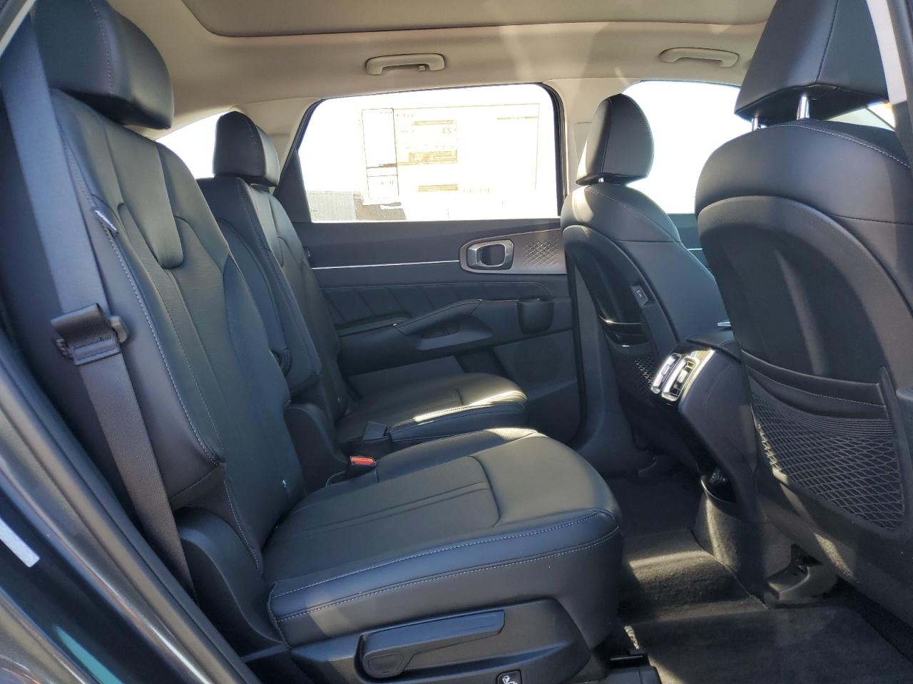 2024 KIA SORENTO SX VIN:5XYRK4JF0RG304254