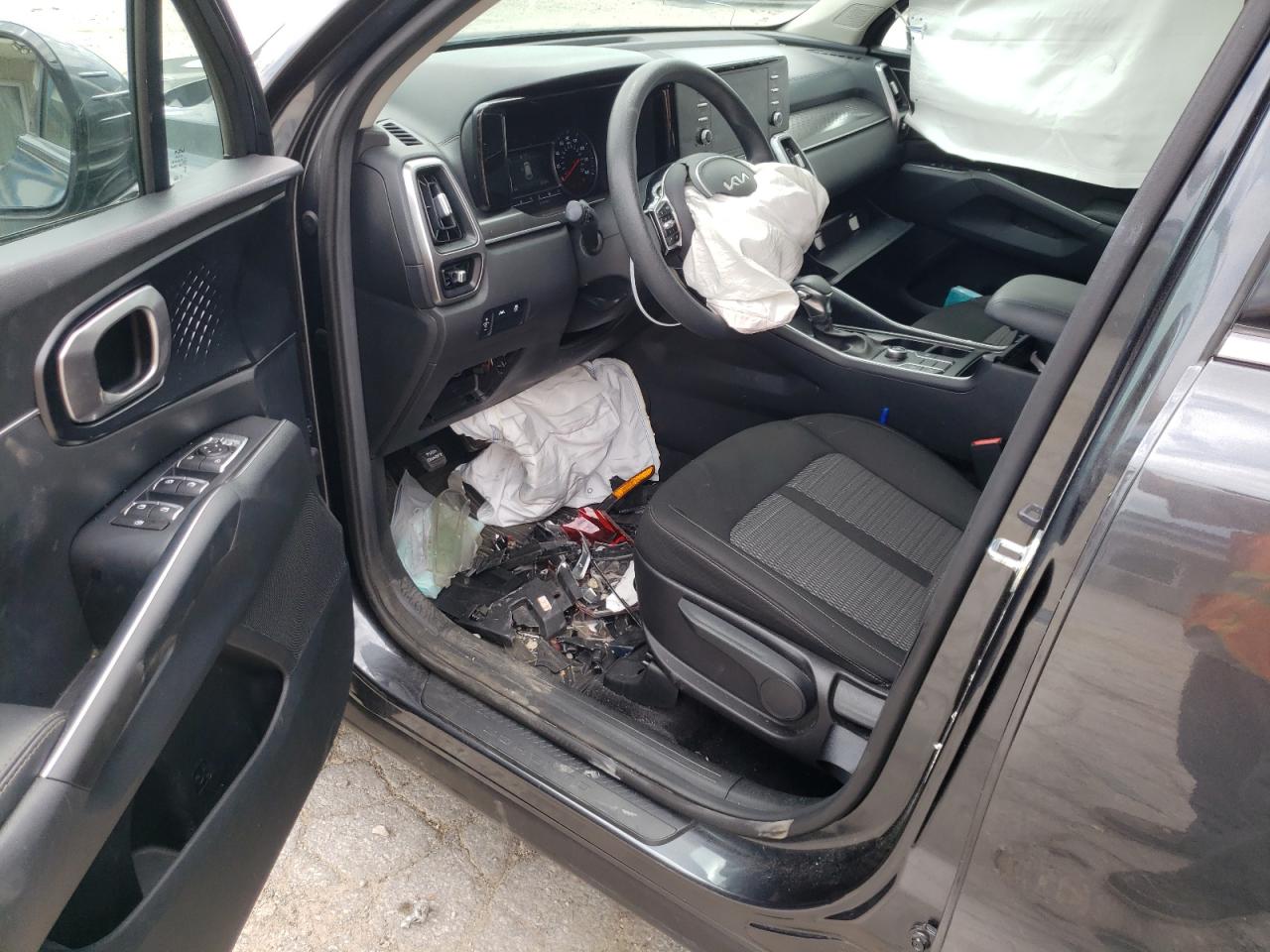 2022 KIA SORENTO LX VIN:5XYRG4LC6NG136487