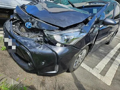 2015 Toyota Prius v VIN: