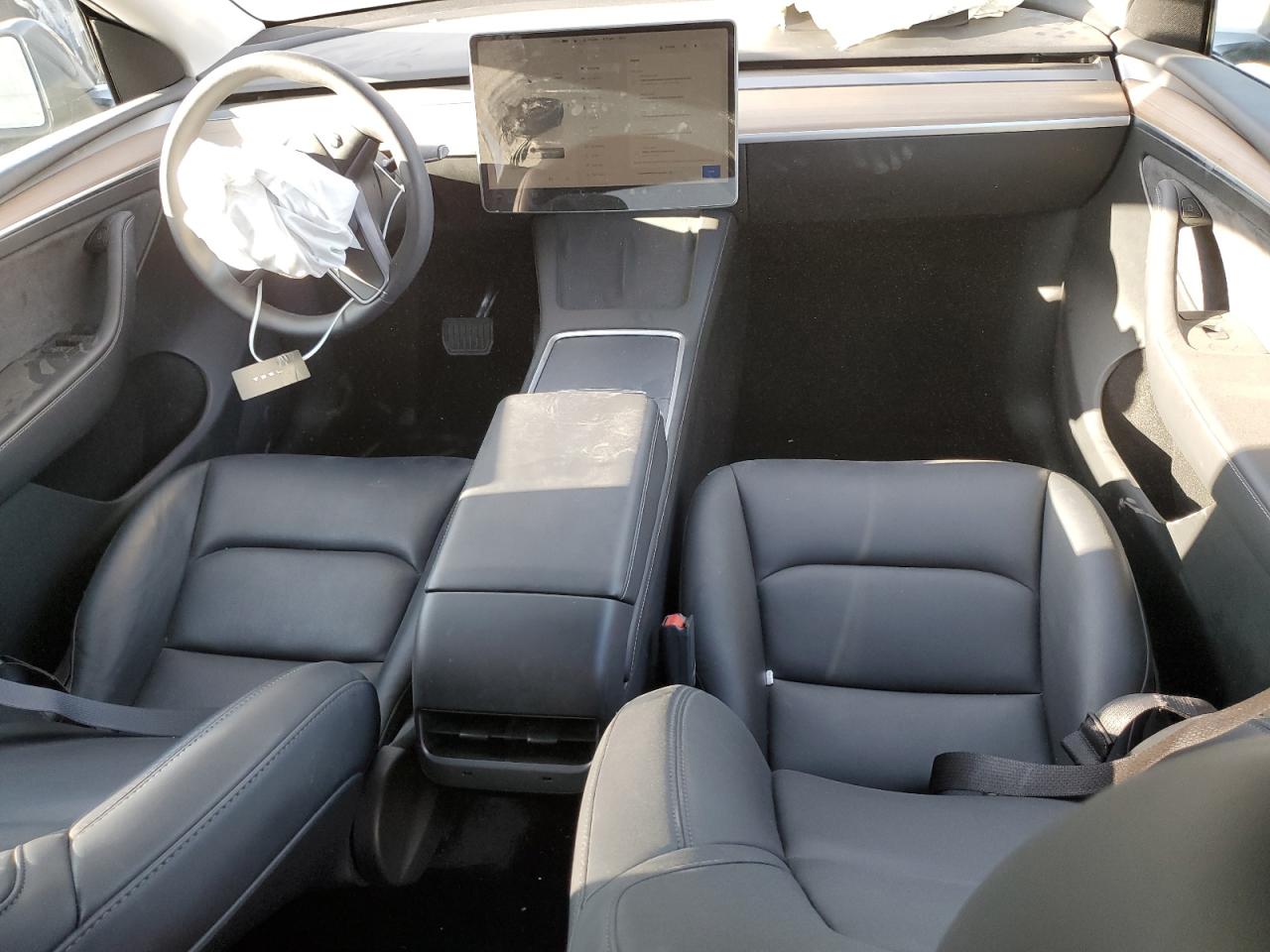 2023 TESLA MODEL Y  VIN:7SAYGDEE7PF863077