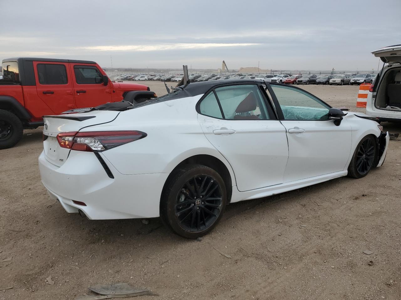 2022 TOYOTA CAMRY TRD VIN:4T1KZ1AK0NU067195