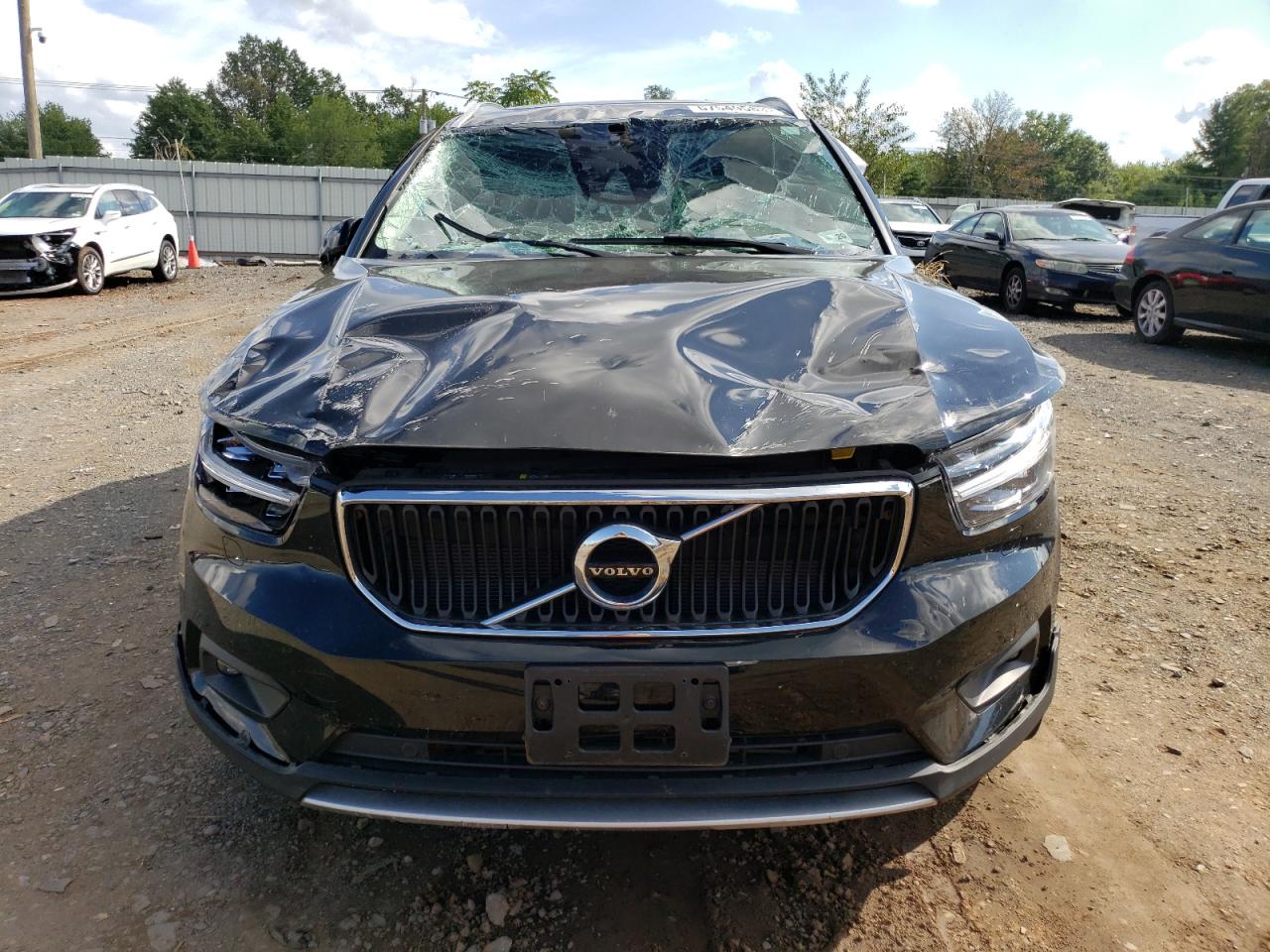 2022 VOLVO XC40 T5 MOMENTUM VIN:YV4162UK8N2646826