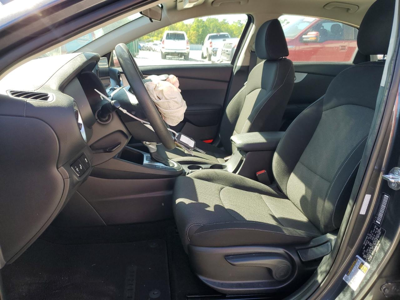 2024 KIA FORTE LX VIN:3KPF24AD3RE765365