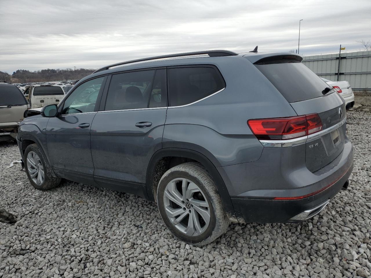2022 VOLKSWAGEN ATLAS SE VIN:1V2WR2CA4NC502532