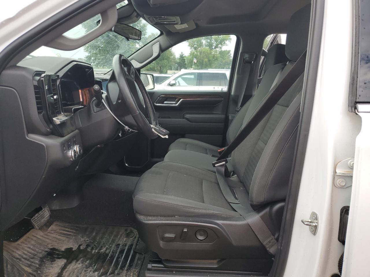 2022 GMC SIERRA K1500 SLE VIN:3GTPUBEK5NG552136