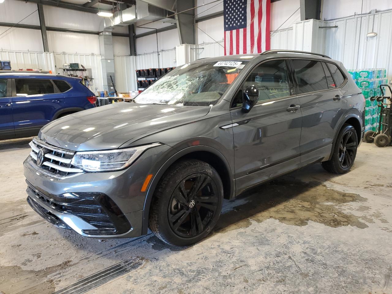 2024 VOLKSWAGEN TIGUAN SE R-LINE BLACK VIN:3VV8B7AX3RM208662