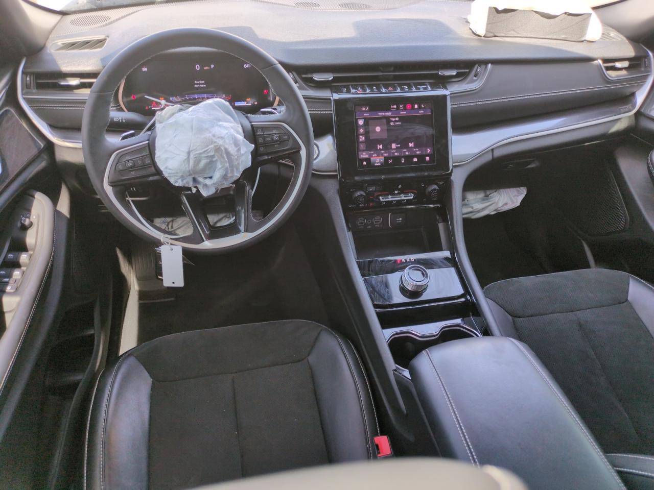 2023 JEEP GRAND CHEROKEE LAREDO VIN:1C4RJHAG5PC520105