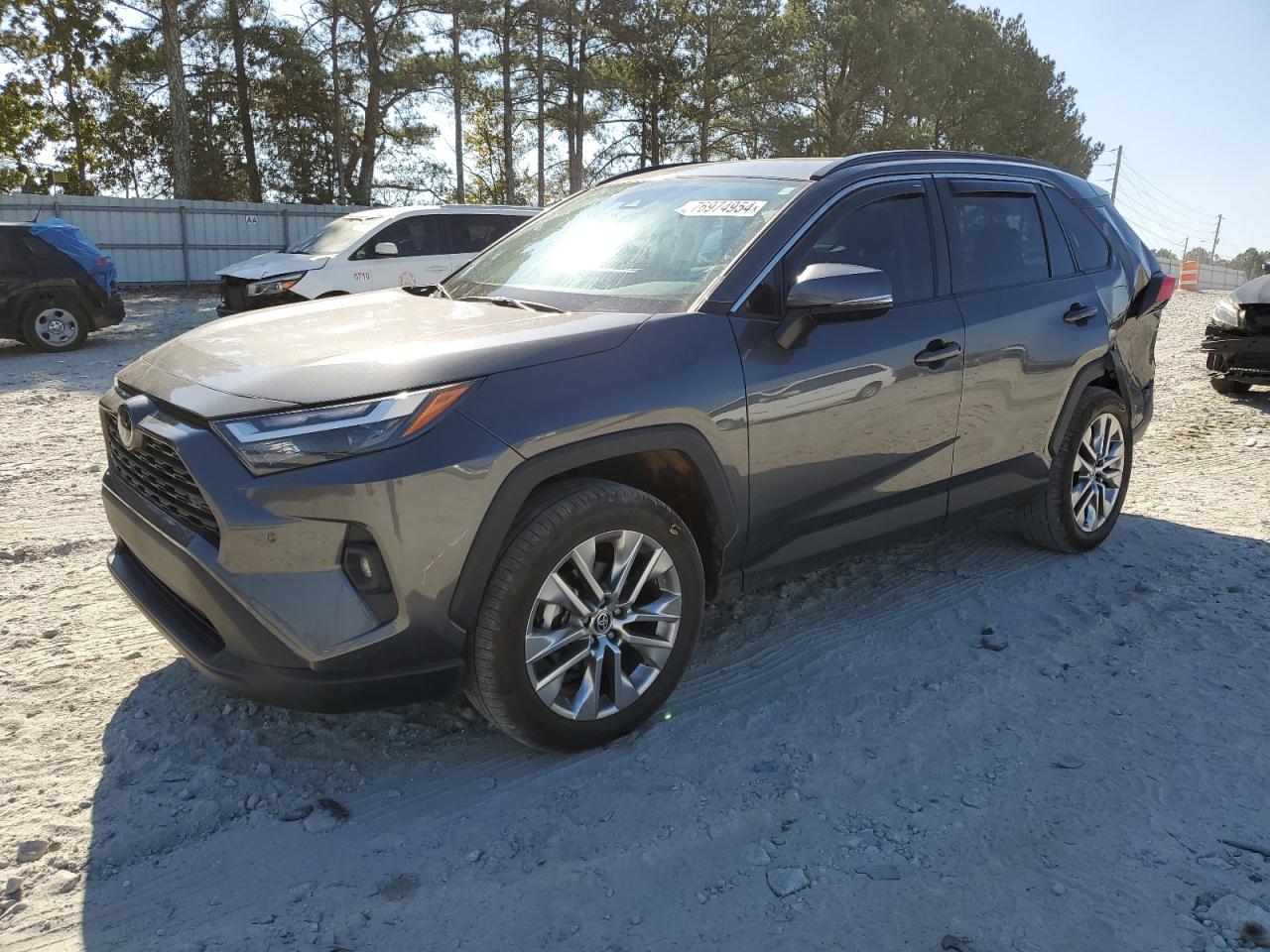 2022 TOYOTA RAV4 XLE PREMIUM VIN:2T3C1RFV8NC176025