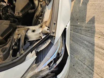 2016 BMW 320 WBA8Y7109GGJ86574 VIN:WBA8Y7109GGJ86574