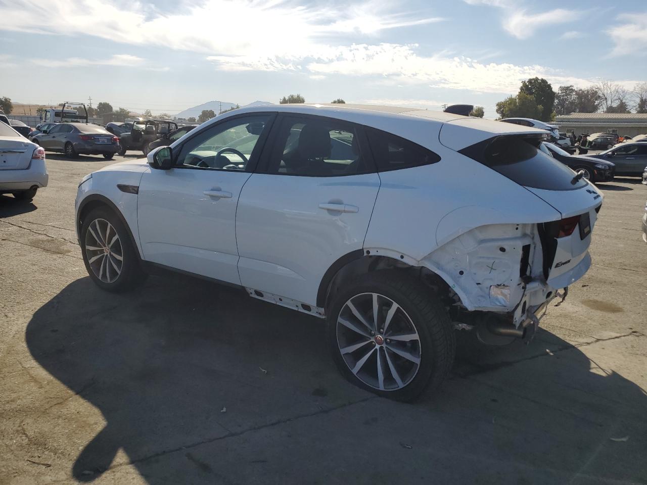 2022 JAGUAR E-PACE SE VIN:SADFP2FX2N1030645