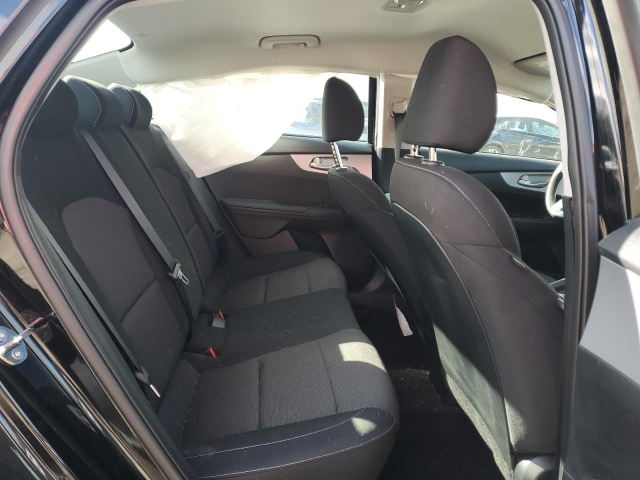 2024 KIA FORTE LX VIN:3KPF24AD7RE797252