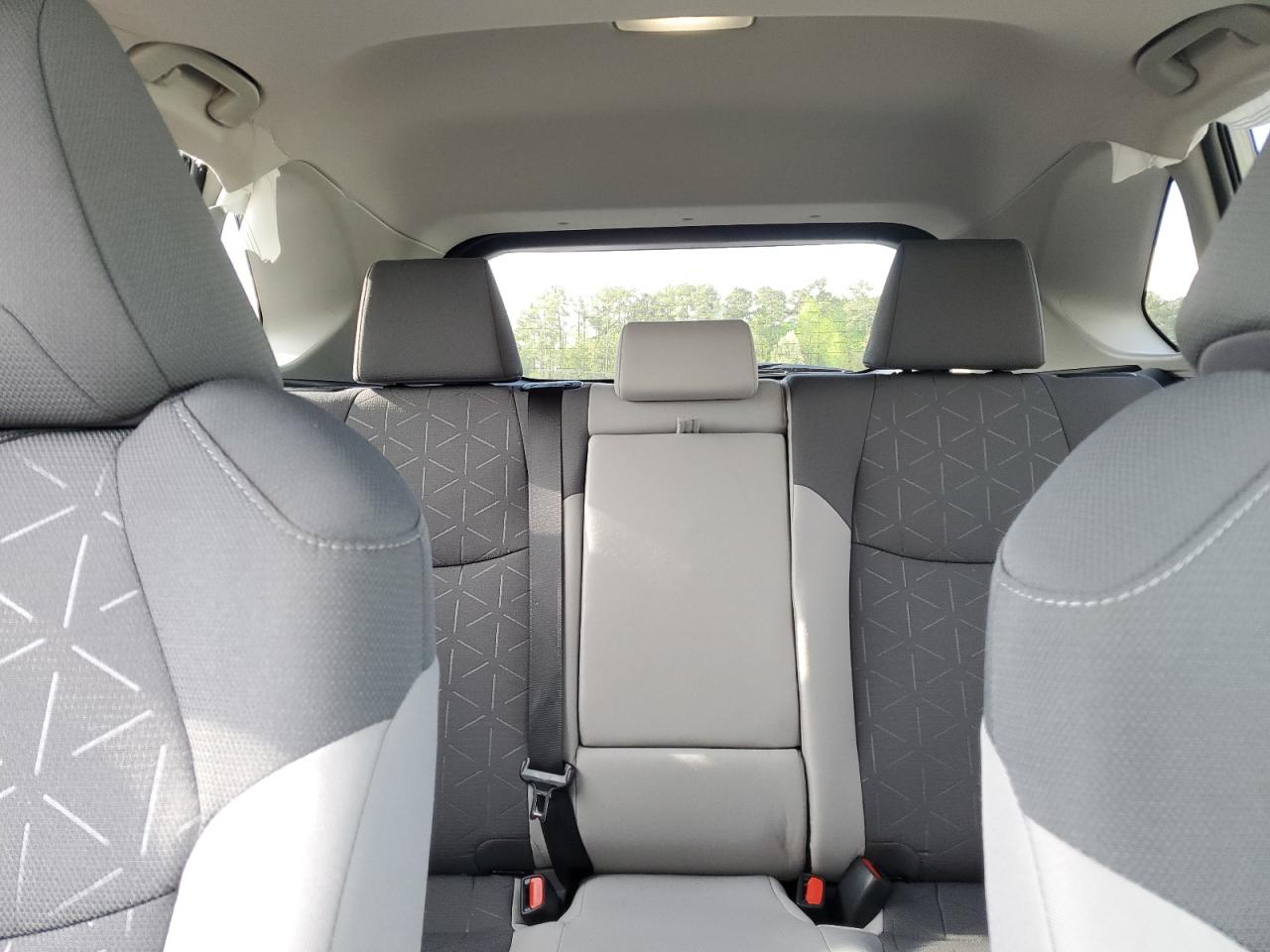 2023 TOYOTA RAV4 XLE VIN:2T3W1RFV8PC233081