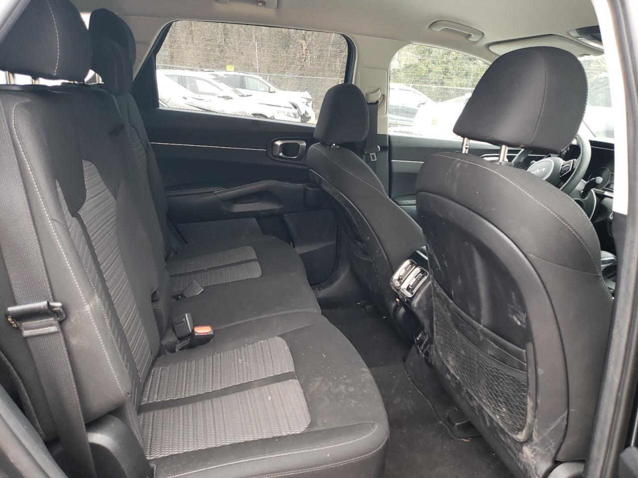 2022 KIA SORENTO LX VIN:5XYRG4LC4NG115654