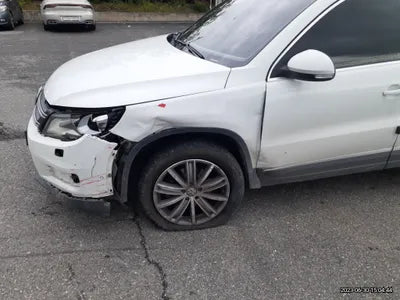 2016 Volkswagen Tiguan WVGZZZ5NZGW570490 VIN:WVGZZZ5NZGW570490