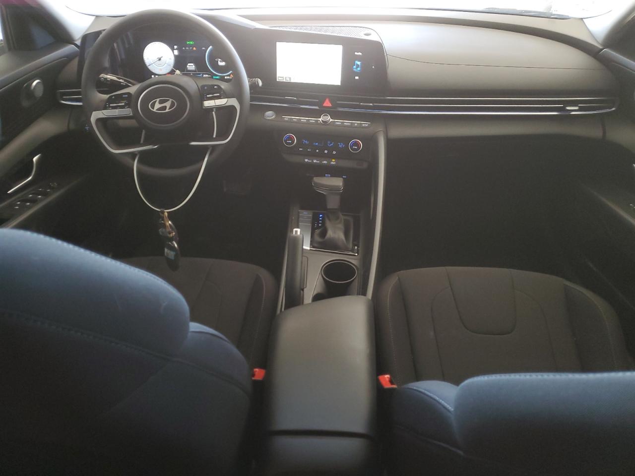 2024 HYUNDAI ELANTRA SEL VIN:KMHLM4DG2RU806357