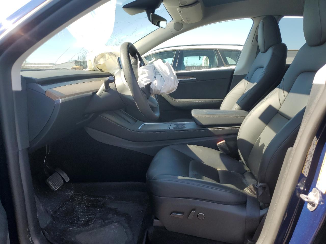 2023 TESLA MODEL Y  VIN:7SAYGDEE3PA121823