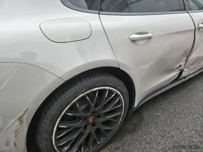 2020 Porsche Panamera VIN: