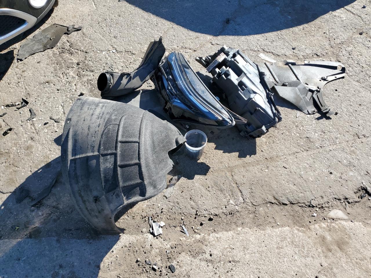 2022 CHEVROLET EQUINOX LT VIN:3GNAXKEV6NL267404