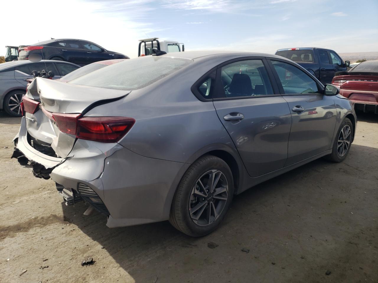 2024 KIA FORTE LX VIN:3KPF24AD4RE841160